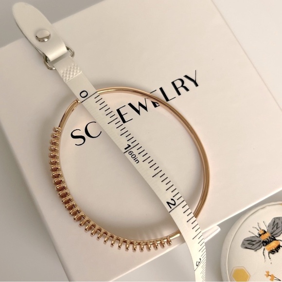 18k Gold Plated Bangle Bracelet Waterproof Jewelry - Picture 3 of 12